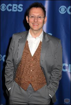 Michael-Emerson-2011-CBS-Upfront-person-of-interest-30497353-930-1377 (930x1377, 367 k...)